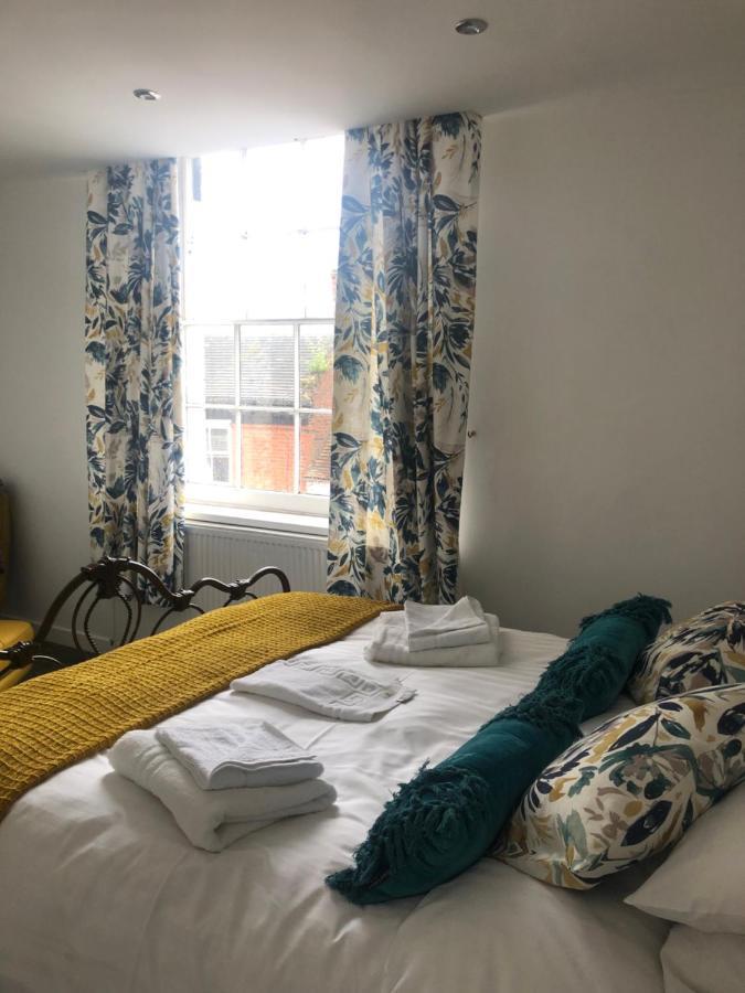 The Lion Hotel Broseley Bagian luar foto