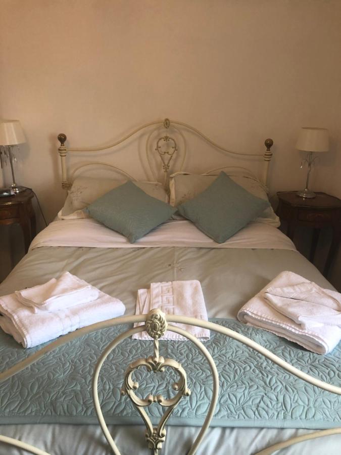 The Lion Hotel Broseley Bagian luar foto