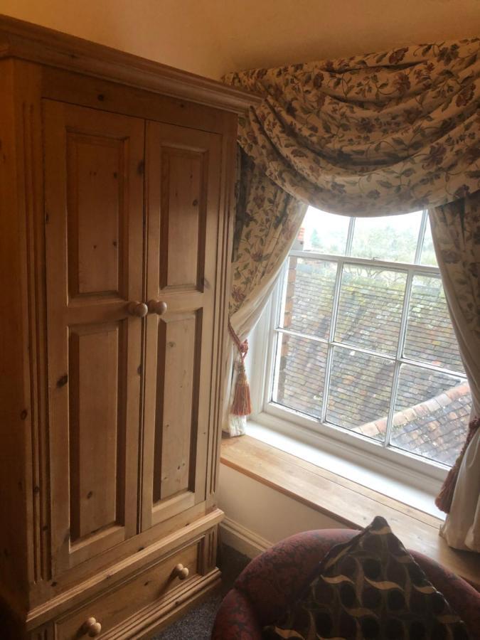 The Lion Hotel Broseley Bagian luar foto